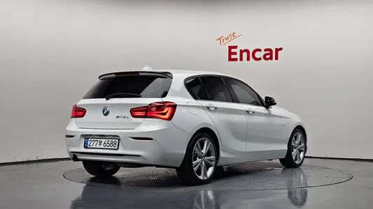 BMW 1 Series (F20) 118d 5 2019