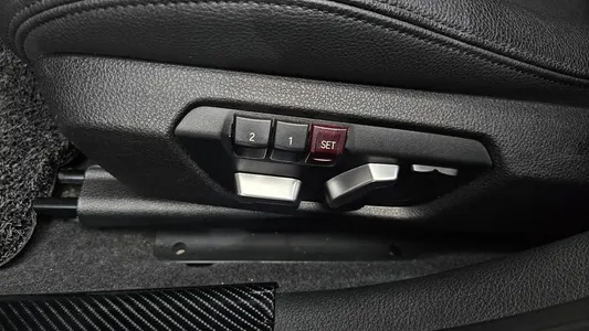 BMW 1 Series (F20) 118d 5 2019 18