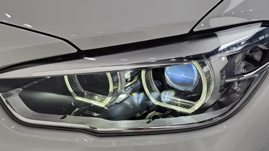 BMW 1 Series (F20) 118d 5 2019 22