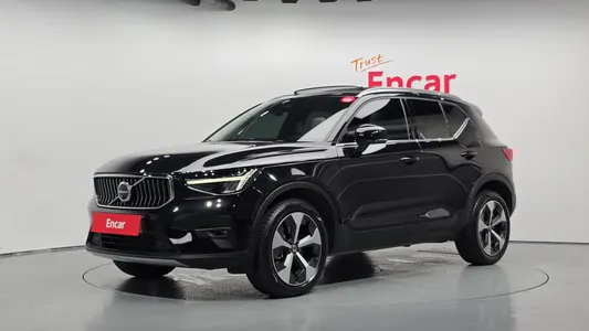 Volvo XC40 B4 2022