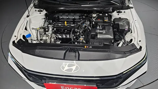 Hyundai (CN7) 1.6 2025 6