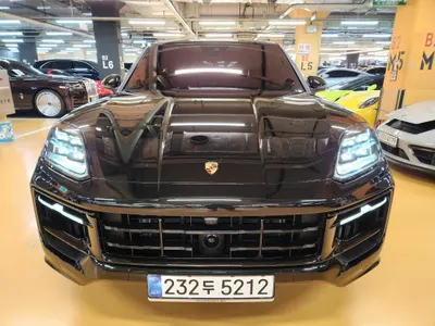 Porsche (PO536) 3.0 S E- 2025
