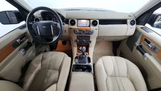 Land Rover 4 3.0 SDV6 SE 2011 7