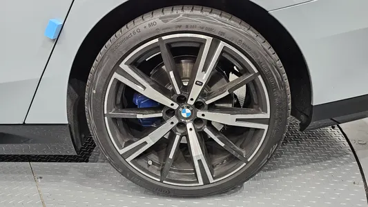 BMW 5 Series (G60) 530i xDrive M 2025 21