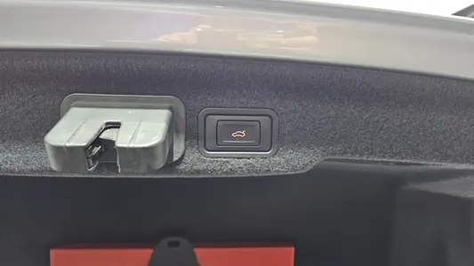 Audi A8 3.0 TDI LWB 2013 17