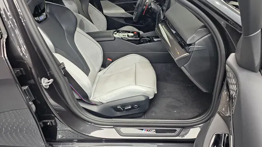 BMW M5 (G90) M5 2026 12