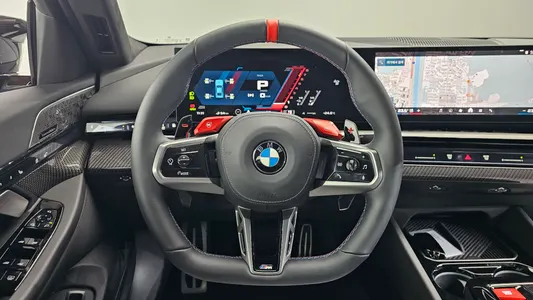 BMW M5 (G90) M5 2026 13