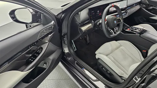 BMW M5 (G90) M5 2026 10