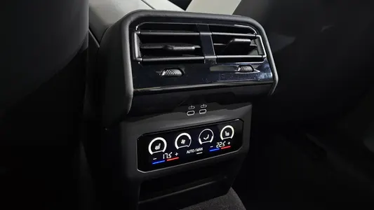 BMW M5 (G90) M5 2026 16