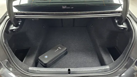 BMW 5 Series (G60) 530i xDrive M 2025 18