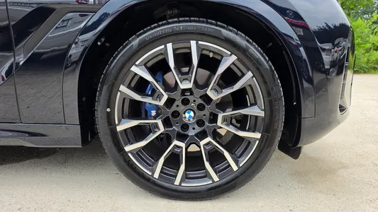 BMW X6 (G06) xDrive40i M 2024 21