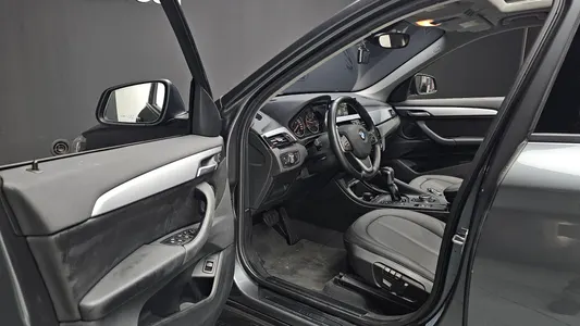 BMW X1 (F48) xDrive 18d 2016 9