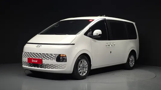 Hyundai Staria L3.5 5 2025