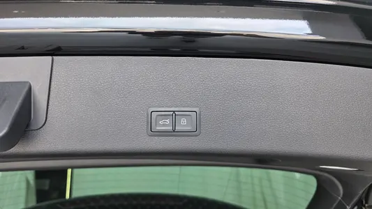 Audi e- 55 2021 30
