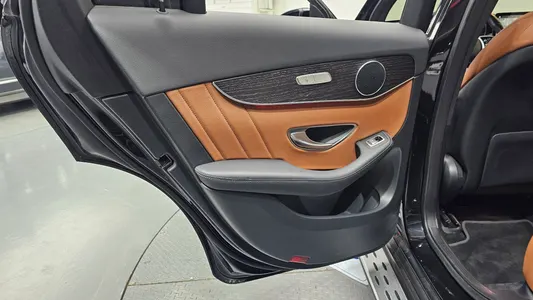 Mercedes-Benz GLC-Class X253 GLC300e 4MATIC 2021 25