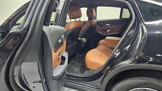 Mercedes-Benz GLC-Class X253 GLC300e 4MATIC 2021 26