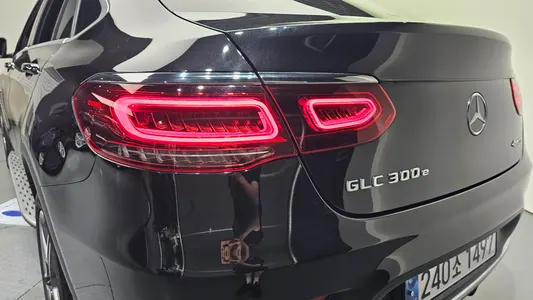 Mercedes-Benz GLC-Class X253 GLC300e 4MATIC 2021 23