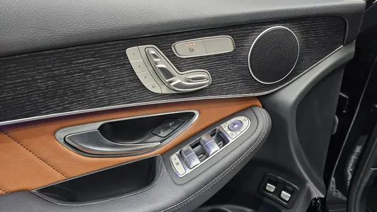 Mercedes-Benz GLC-Class X253 GLC300e 4MATIC 2021 29