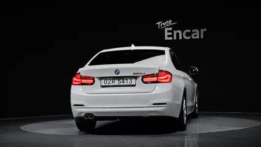 BMW 3 Series (F30) 320d 2017 4