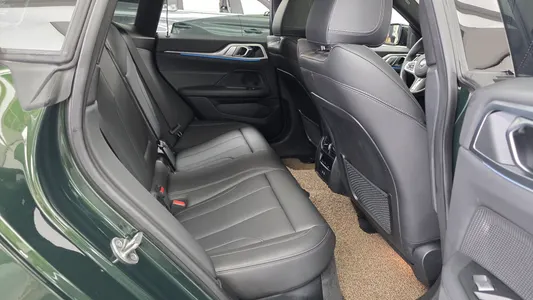 BMW i4 eDrive40 M 2022 11