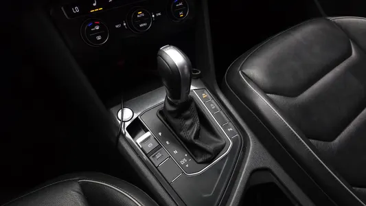 Volkswagen 2 2.0 TDI 2018 9