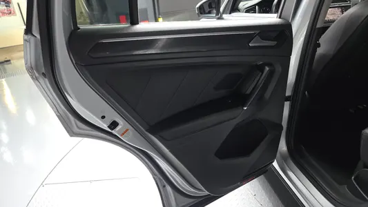 Volkswagen 2 2.0 TDI 2018 25