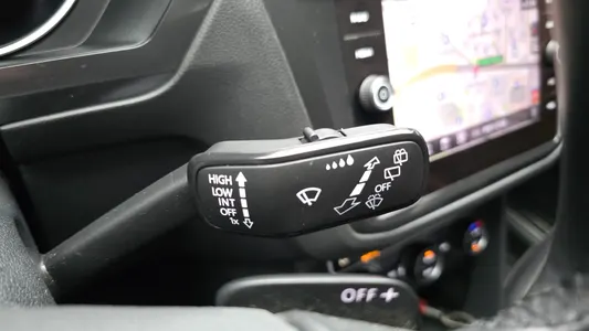 Volkswagen 2 2.0 TDI 2018 28