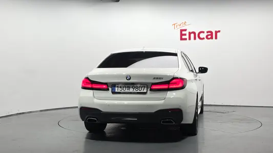BMW 5 Series (G30) 530i M 2023 4