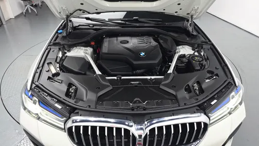 BMW 5 Series (G30) 530i M 2023 6