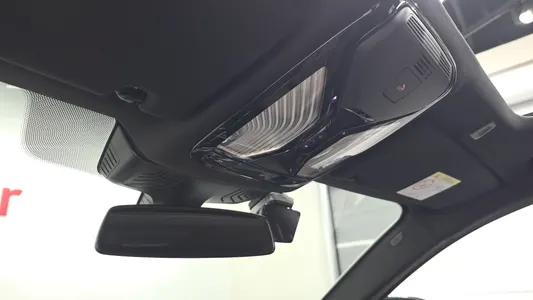 BMW 5 Series (G30) 530i M 2023 18