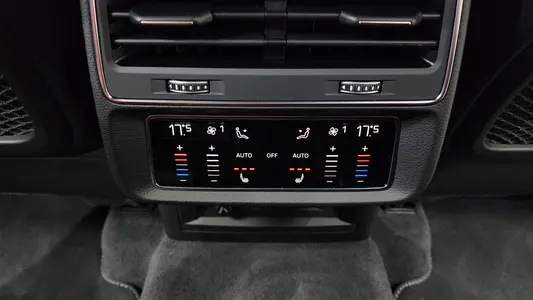 Audi SQ7 (4M) 4.0 TFSI 2025 43