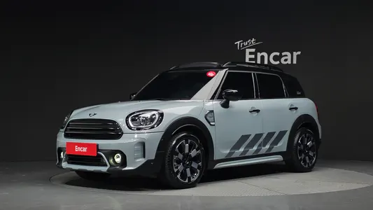 MINI 2022
