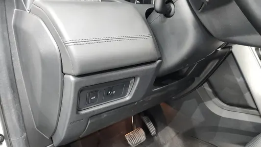 Land Rover 디스커버리 스포츠 2.0 TD4 HSE 2018 30