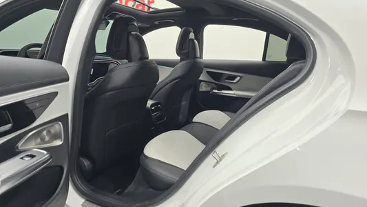 Mercedes-Benz E-Class W214 AMG E53e 4MATIC+ 2025 10