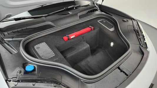 Porsche EV 4 2025 6