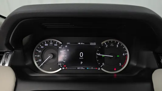 Land Rover 2 D150 S 2020 8