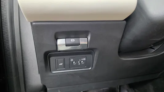 Land Rover 2 D150 S 2020 16