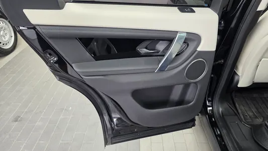 Land Rover 2 D150 S 2020 25