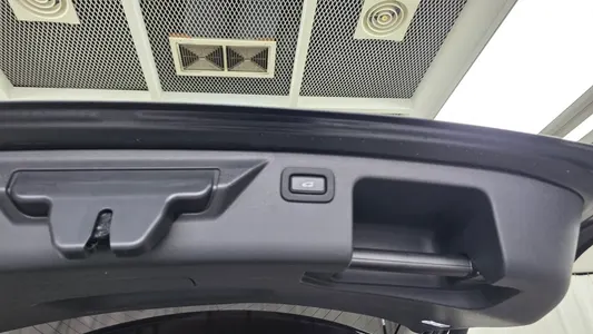 Land Rover 2 D150 S 2020 31