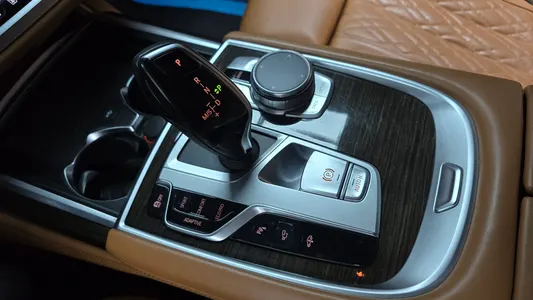 BMW 7 Series (G11) 730d xDrive 2020 8