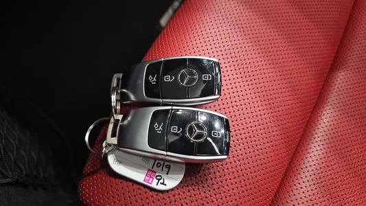 Mercedes-Benz E-Class W213 E400 4MATIC 2017 14