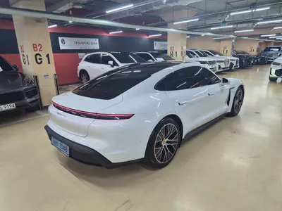 Porsche 타이칸 4S 2025 5