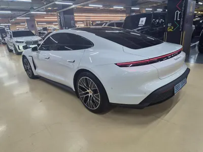 Porsche 타이칸 4S 2025 6