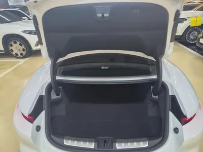 Porsche 타이칸 4S 2025 12