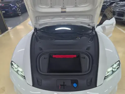 Porsche 타이칸 4S 2025 13