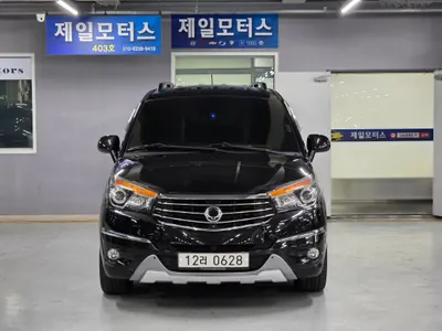 KG Mobility 코란도 투리스모 4WD RX 9 2015 6