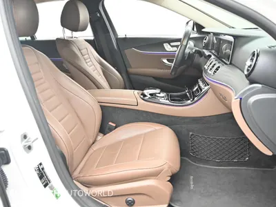 Mercedes-Benz E-Class W213 E300 2020 11
