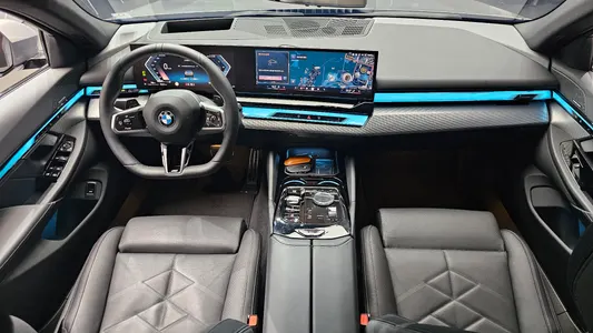 BMW 5 Series (G60) 530i xDrive M 2025 7