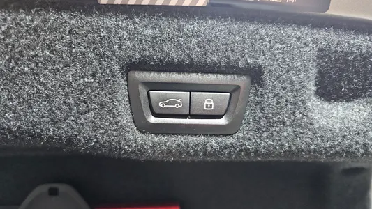 BMW 5 Series (G60) 530i xDrive M 2025 31