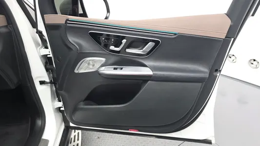 Mercedes-Benz EQE SUV X294 EQE350 4MATIC 2023 24